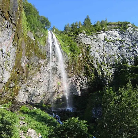 T3 Lumineux Avec Wifi A 300m Des Thermes De Mont-dore, Classe 2 Etoiles, Equipe Pour 5 Personnes - Fr-1-608-255